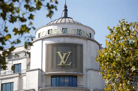 louis vuitton taxes|LVMH, Vinci to Face Biggest Hit From France’s Planned Tax Hike.